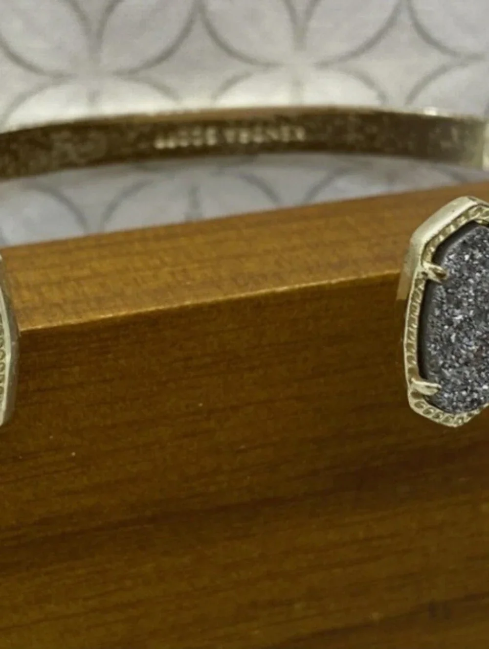 Kendra Scott Bracelet **